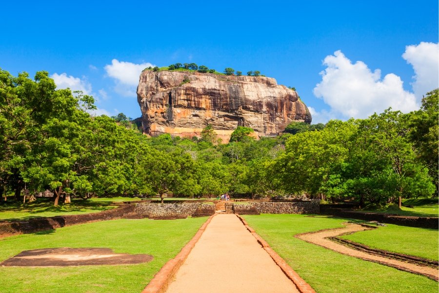 hill peak gif website 4